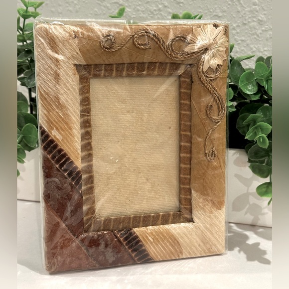 Vintage Handmade Photo Frame  NEW - Picture 1 of 6